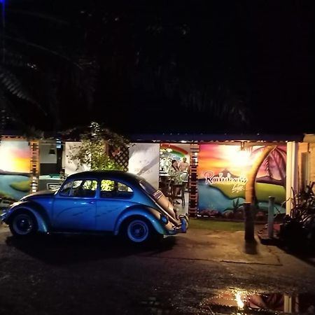 Rainbow Bed N Bfast Hostel ปันไตเจอนัง ภายนอก รูปภาพ