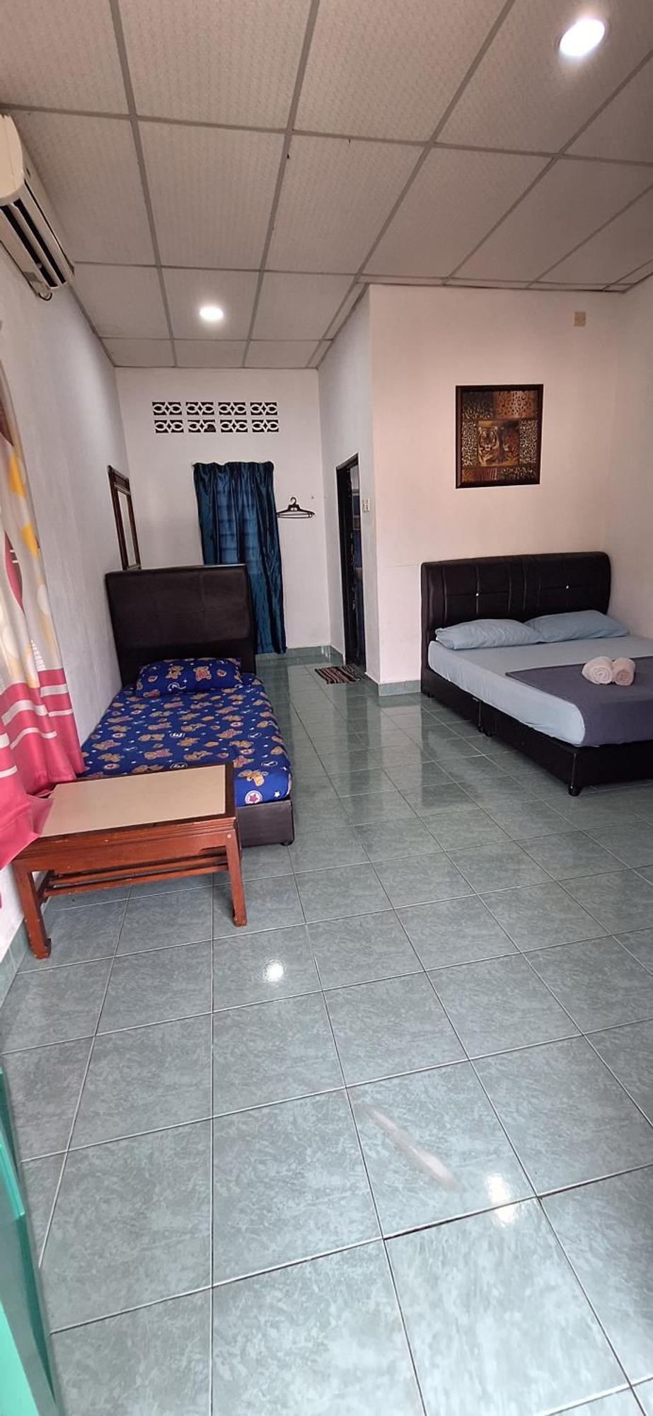 Rainbow Bed N Bfast Hostel ปันไตเจอนัง ภายนอก รูปภาพ